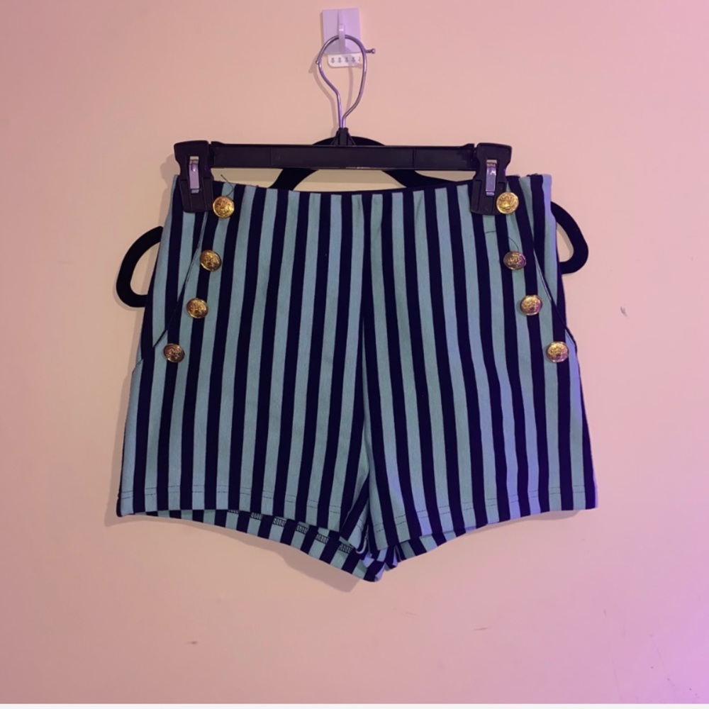 Forever 21 Shorts